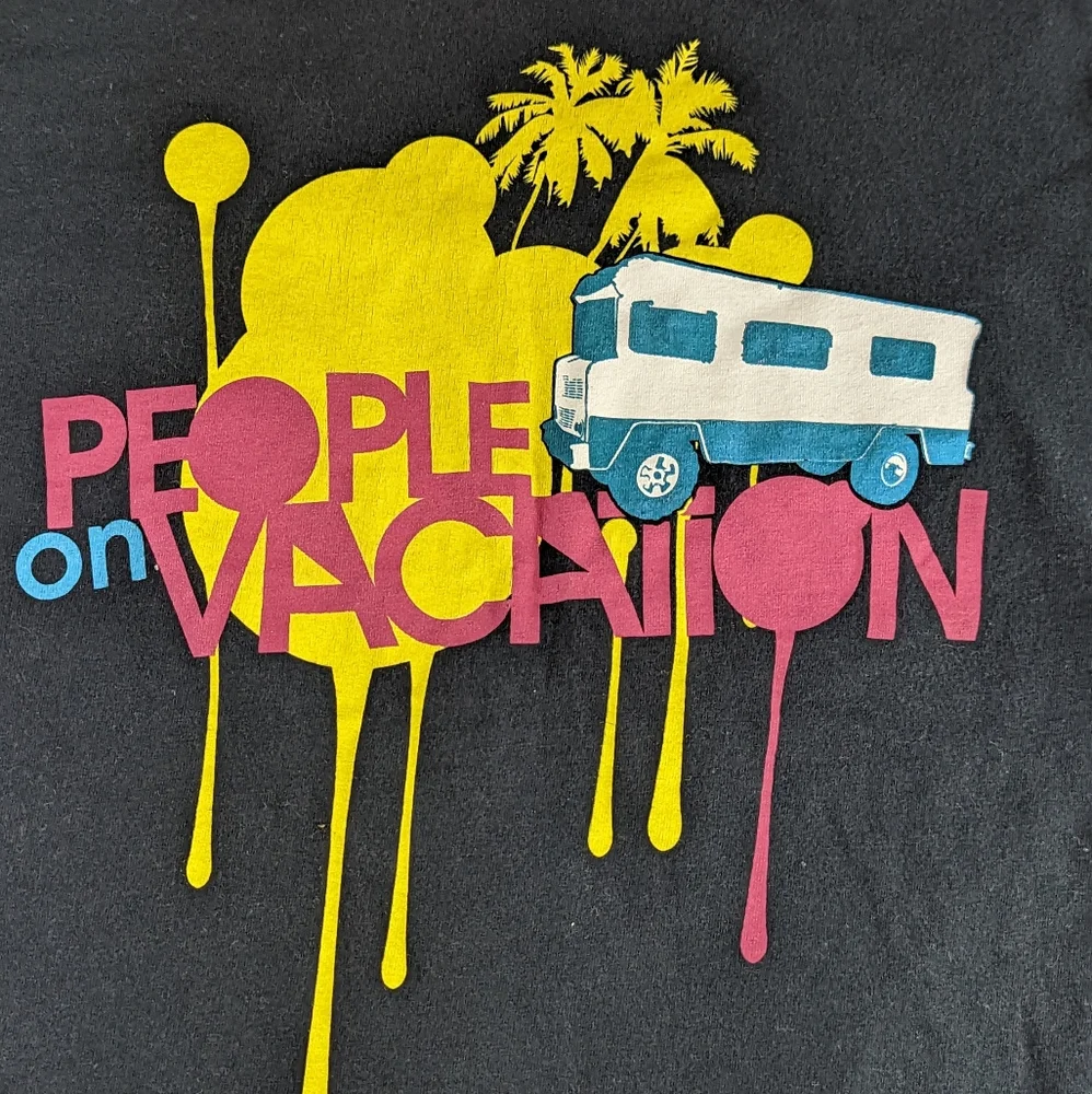 People On Vacation Concert Tee Medium